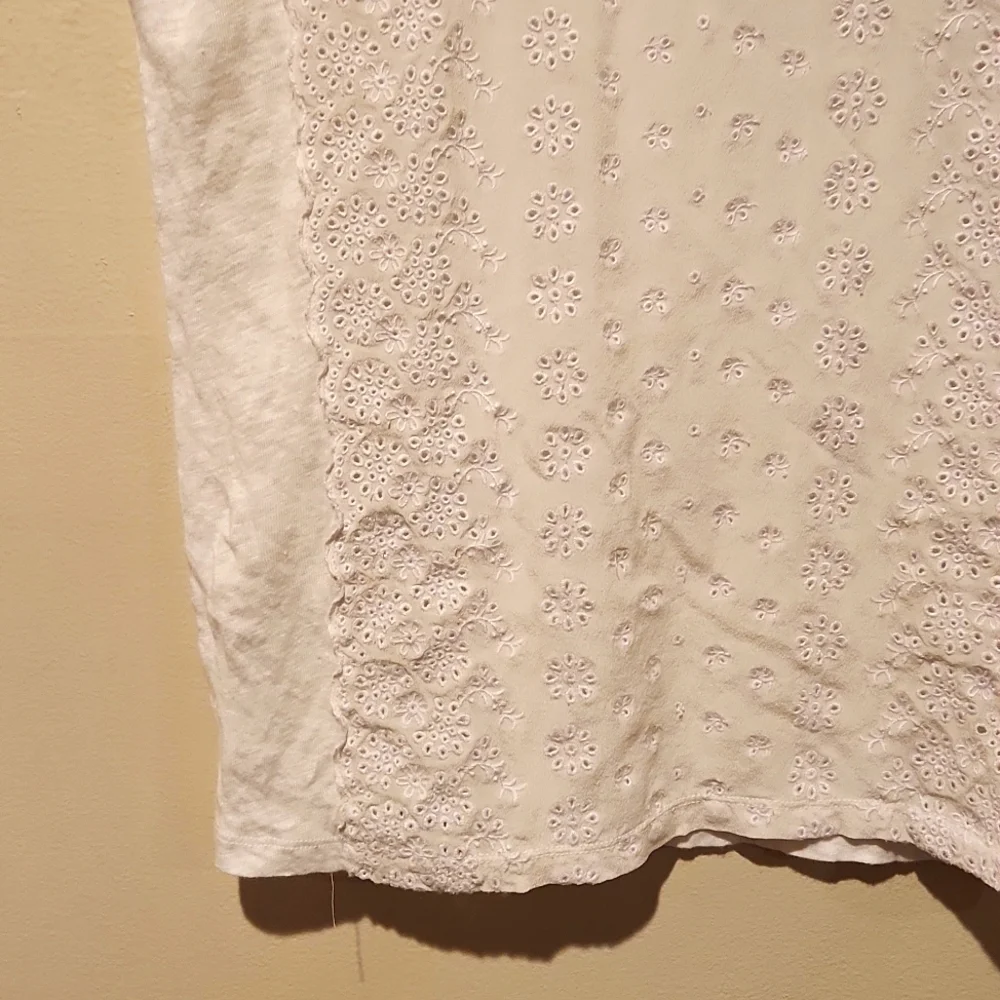 ❤️ J CREW LINEN AND SILK EMBROIDERED EYELET TOP, XS